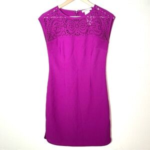 Laundry purple sheath dress with laser cuts size Medium? M B172